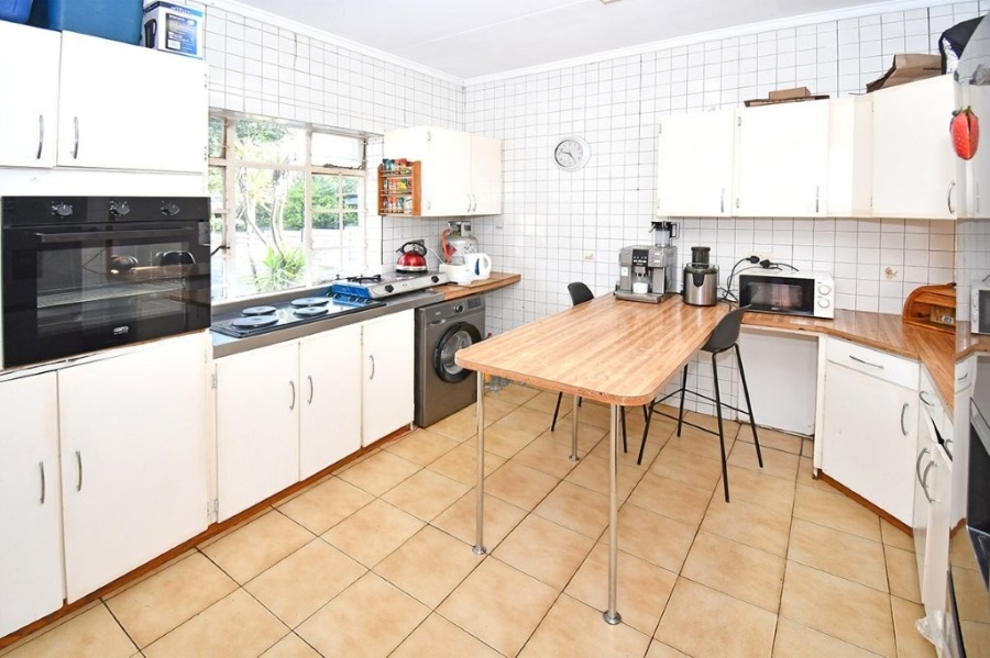 To Let 4 Bedroom Property for Rent in Sandringham Gauteng