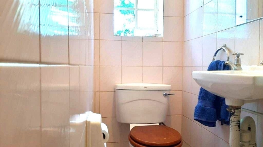 To Let 4 Bedroom Property for Rent in Sandringham Gauteng