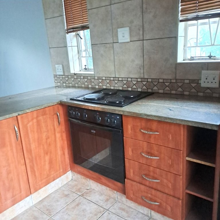 To Let 4 Bedroom Property for Rent in Sandringham Gauteng