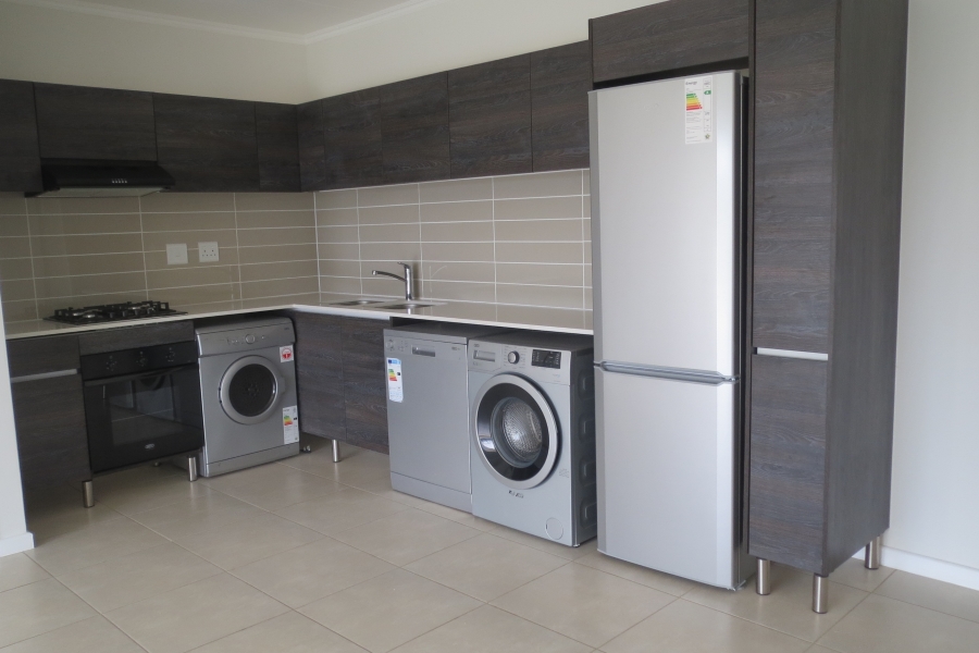 To Let 1 Bedroom Property for Rent in Greenstone Hill Gauteng