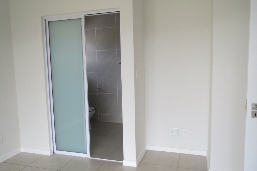 To Let 1 Bedroom Property for Rent in Greenstone Hill Gauteng