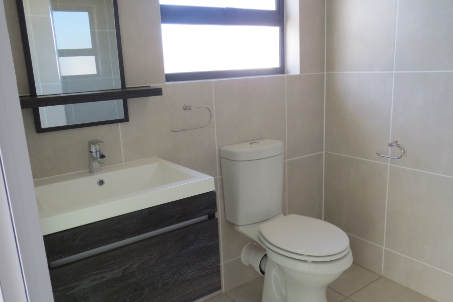 To Let 1 Bedroom Property for Rent in Greenstone Hill Gauteng