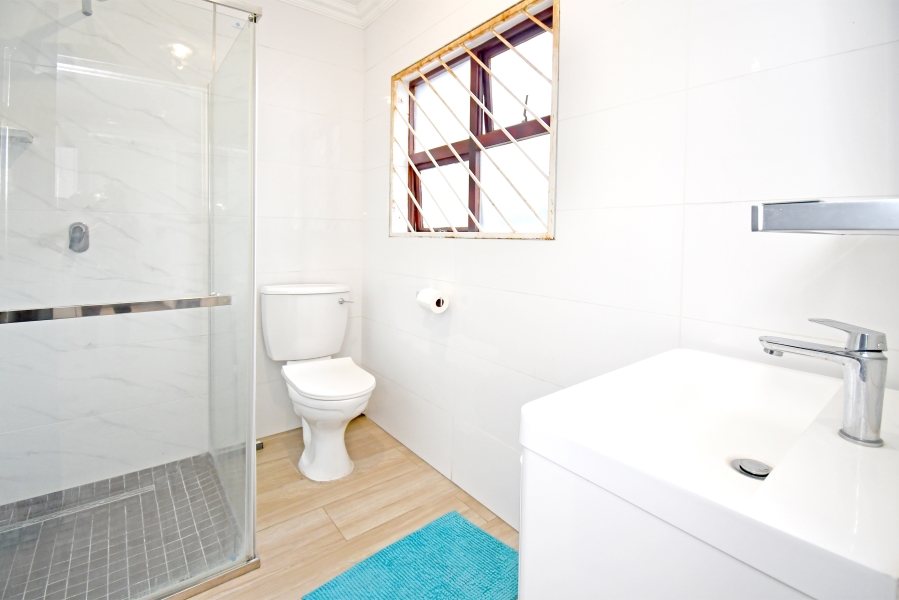 1 Bedroom Property for Sale in Morningside Gauteng