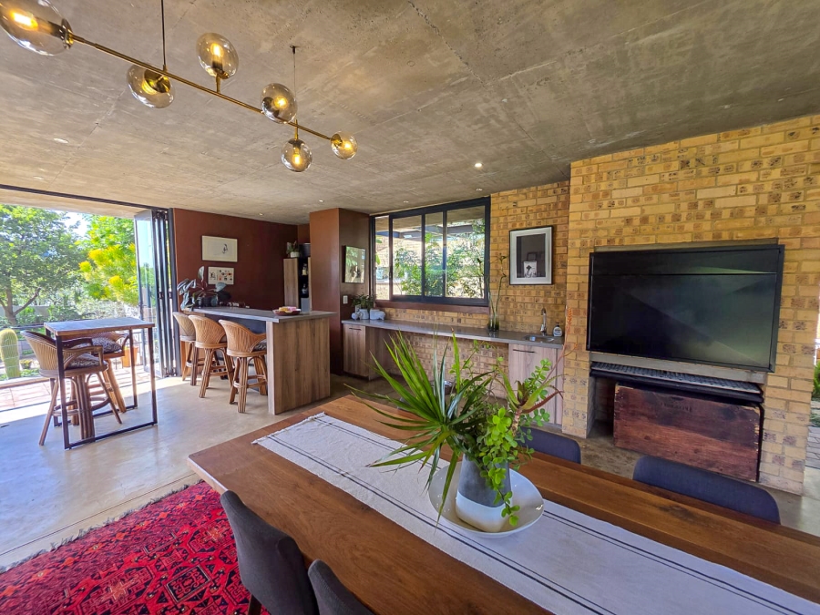 4 Bedroom Property for Sale in Midstream Ridge Gauteng