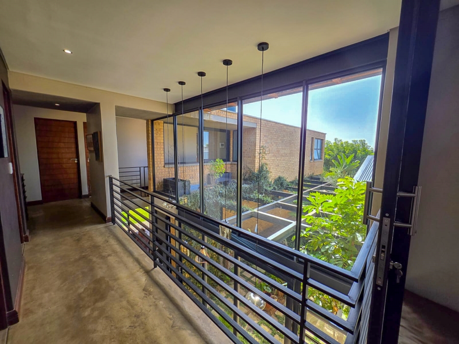 4 Bedroom Property for Sale in Midstream Ridge Gauteng