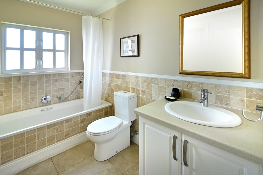 3 Bedroom Property for Sale in Waterfall Valley Mature Lifestyle Estate Gauteng