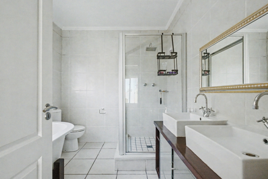 3 Bedroom Property for Sale in Sunninghill Gauteng