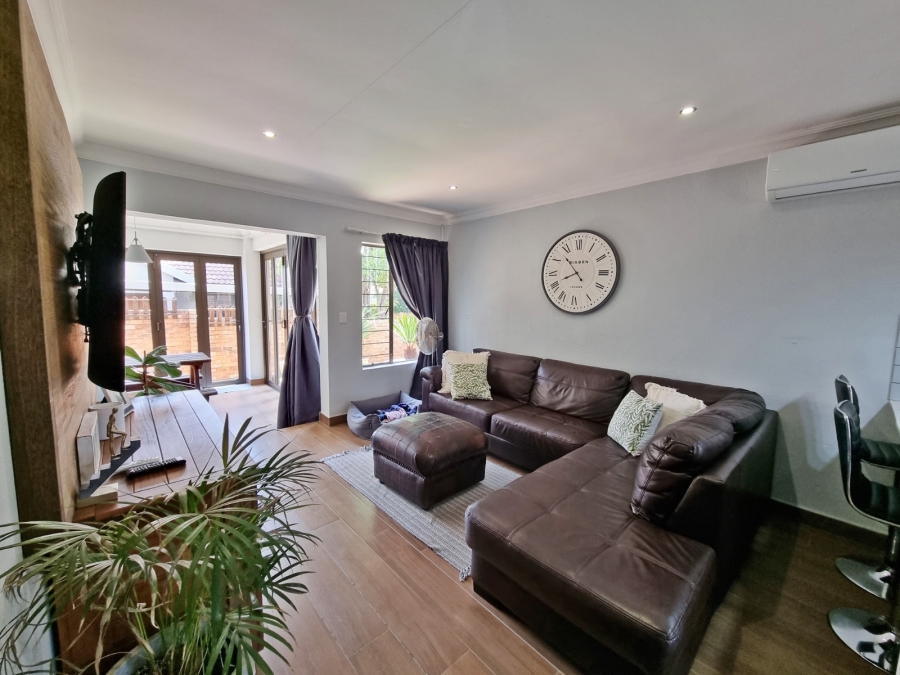 2 Bedroom Property for Sale in Amberfield Gauteng