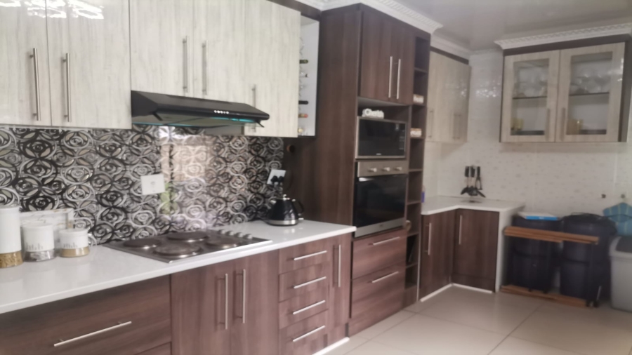 3 Bedroom Property for Sale in Vanderbijlpark CE 4 Gauteng