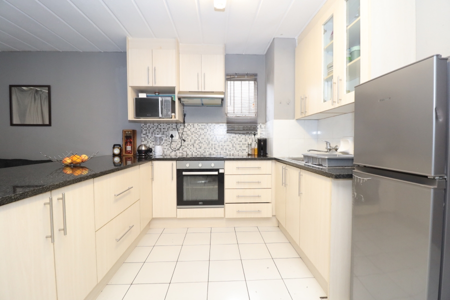 1 Bedroom Property for Sale in Melville Gauteng