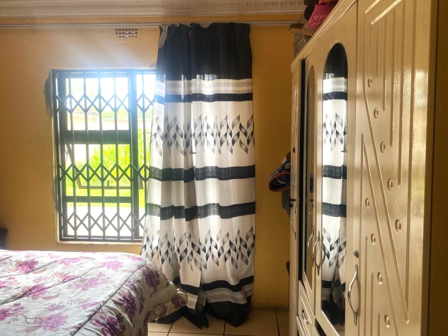 4 Bedroom Property for Sale in Klippoortje Gauteng