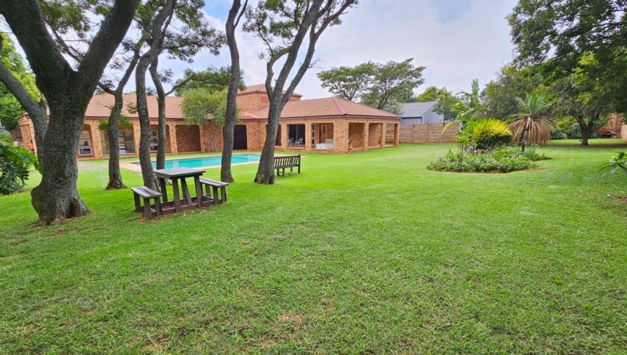 2 Bedroom Property for Sale in Wapadrand Gauteng