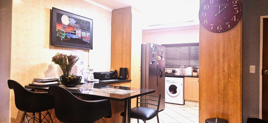 3 Bedroom Property for Sale in Paramount Estate Gauteng