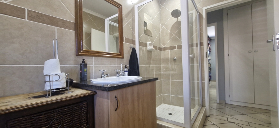 3 Bedroom Property for Sale in Paramount Estate Gauteng