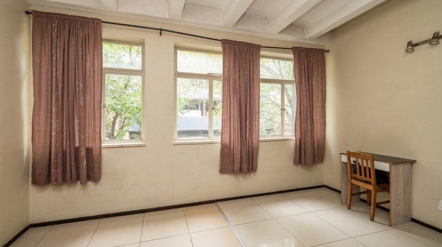 1 Bedroom Property for Sale in Braamfontein Gauteng