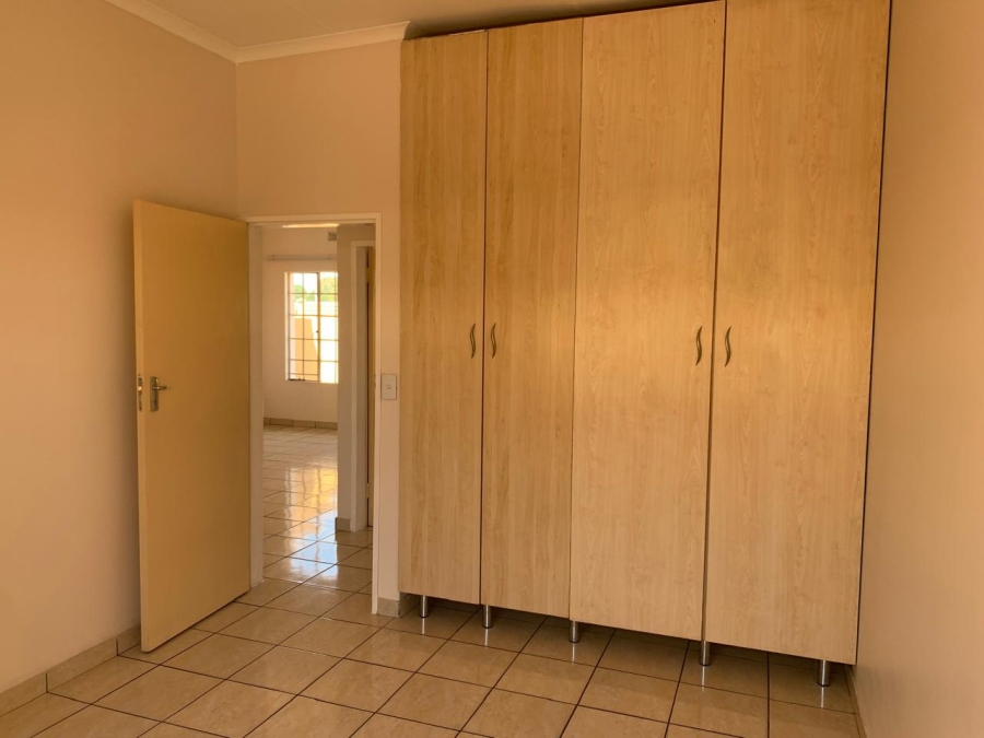 2 Bedroom Property for Sale in Kookrus Gauteng