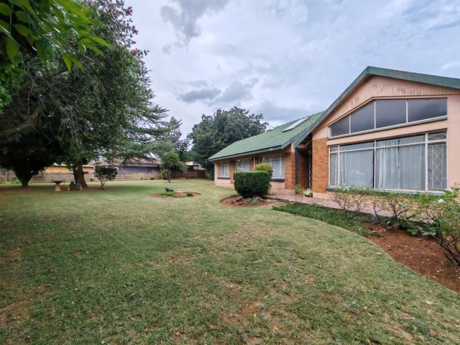 2 Bedroom Property for Sale in Three Rivers Gauteng