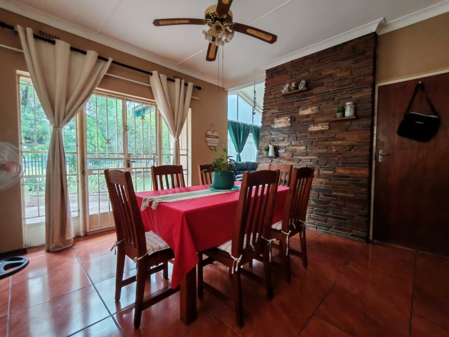 2 Bedroom Property for Sale in Three Rivers Gauteng