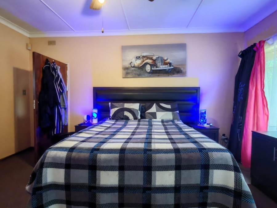 2 Bedroom Property for Sale in Three Rivers Gauteng