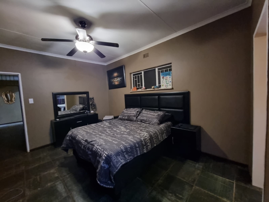 3 Bedroom Property for Sale in Falcon Ridge Gauteng