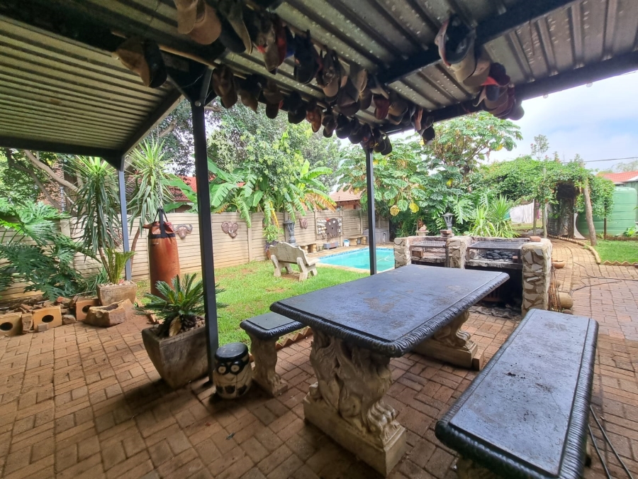 3 Bedroom Property for Sale in Falcon Ridge Gauteng