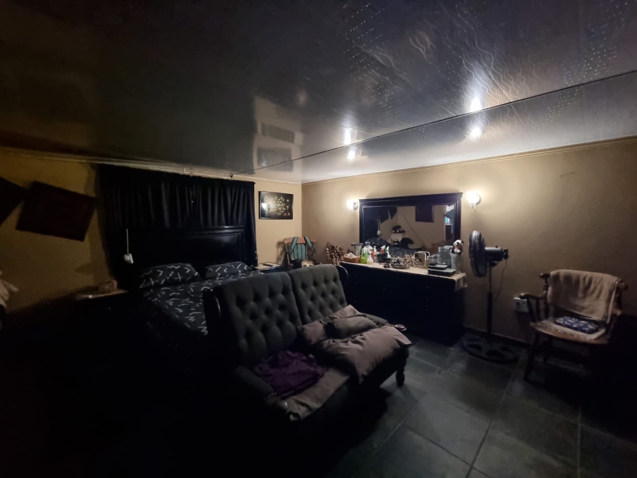 3 Bedroom Property for Sale in Falcon Ridge Gauteng