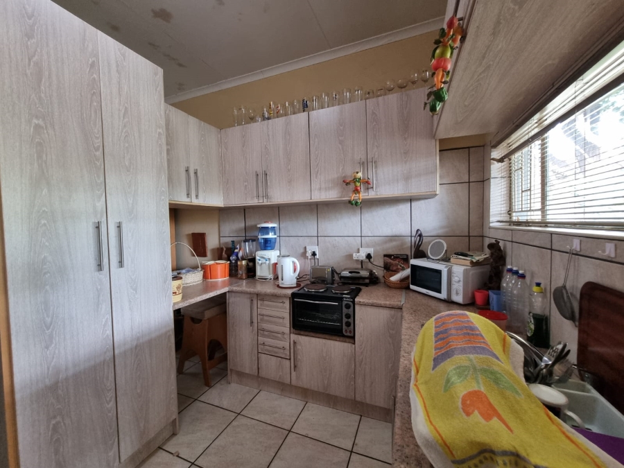 3 Bedroom Property for Sale in Falcon Ridge Gauteng