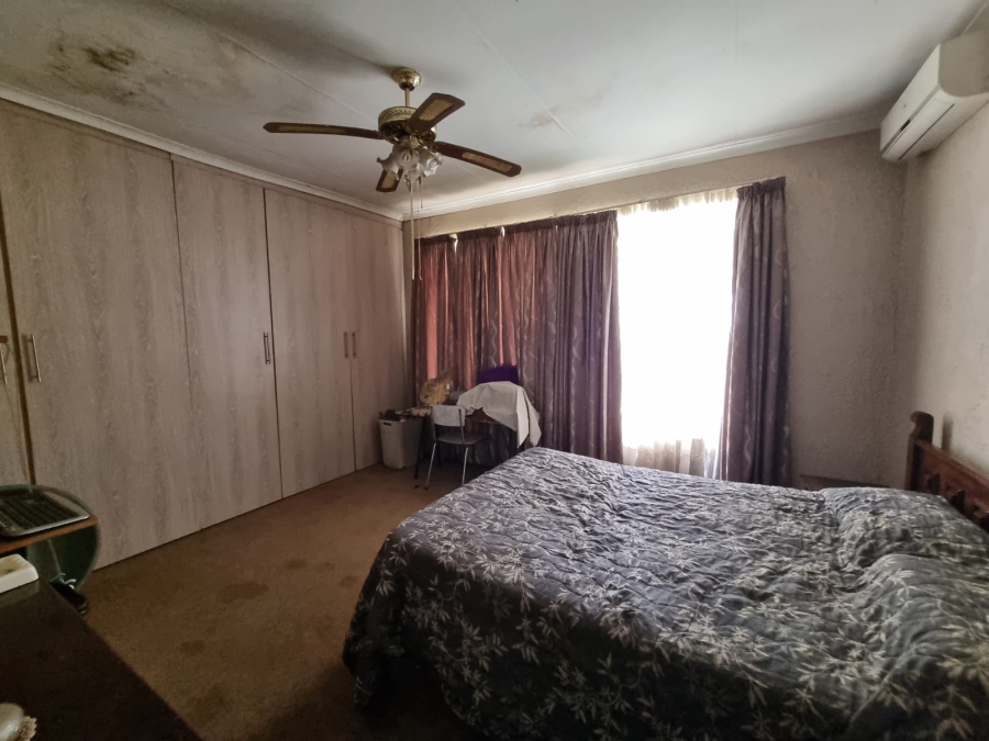 3 Bedroom Property for Sale in Falcon Ridge Gauteng