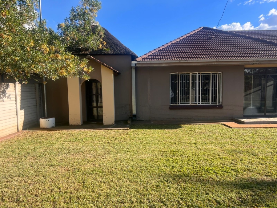 3 Bedroom Property for Sale in Three Rivers Gauteng