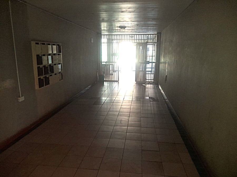 2 Bedroom Property for Sale in Berea Gauteng