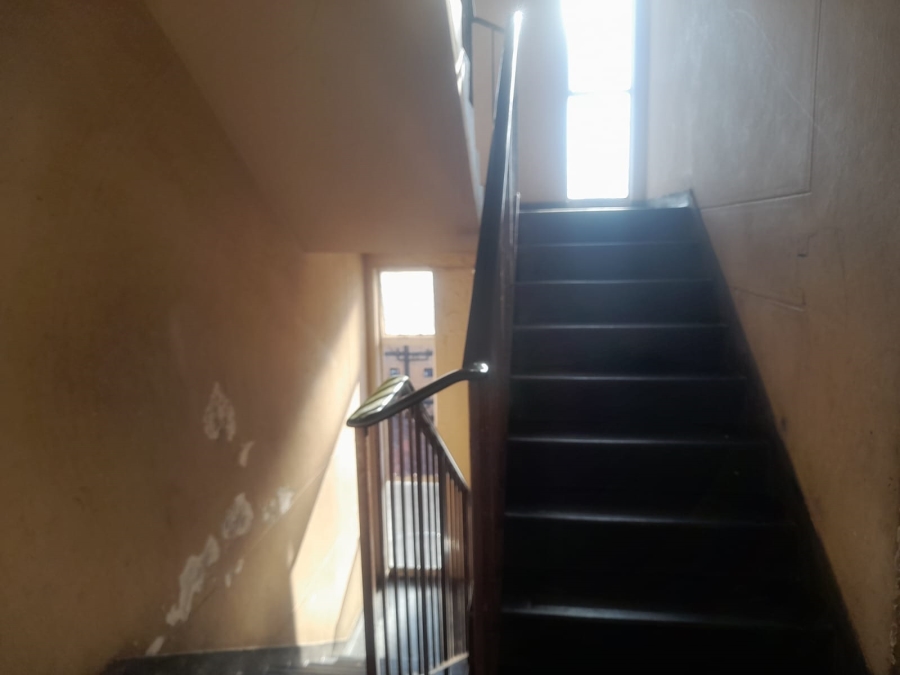 2 Bedroom Property for Sale in Berea Gauteng