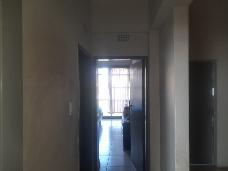 2 Bedroom Property for Sale in Berea Gauteng