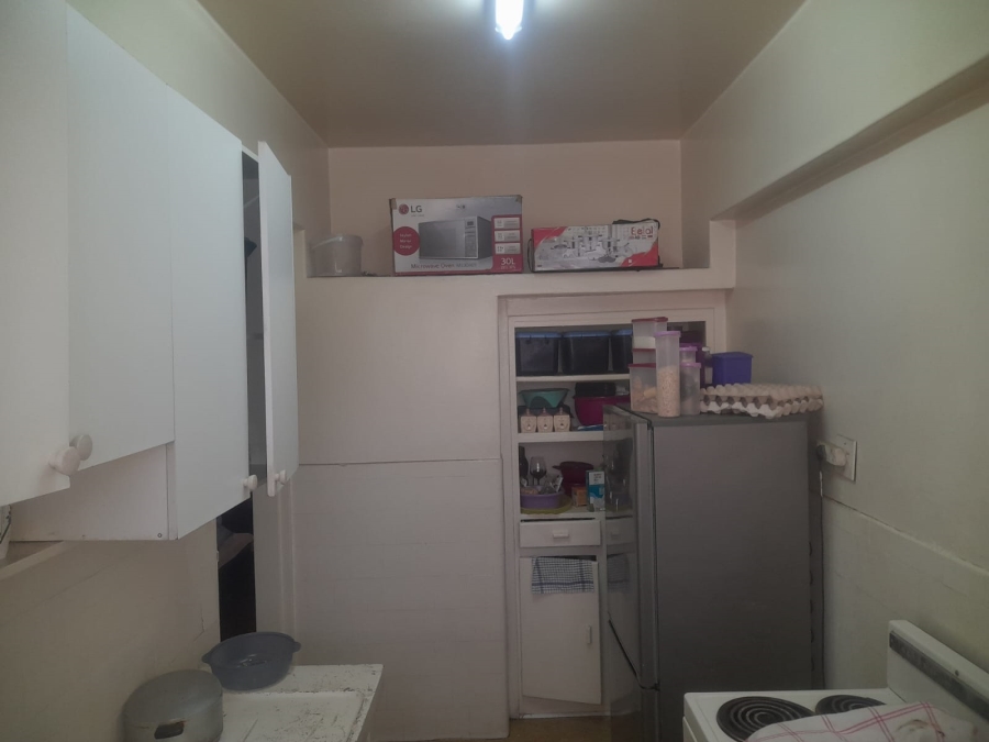 2 Bedroom Property for Sale in Hillbrow Gauteng