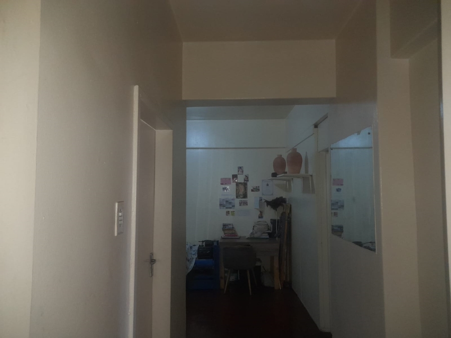 2 Bedroom Property for Sale in Hillbrow Gauteng