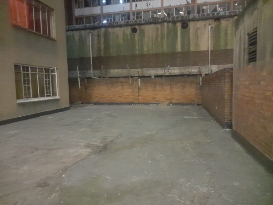 2 Bedroom Property for Sale in Hillbrow Gauteng