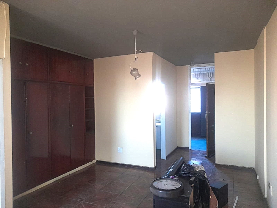 0 Bedroom Property for Sale in Hillbrow Gauteng