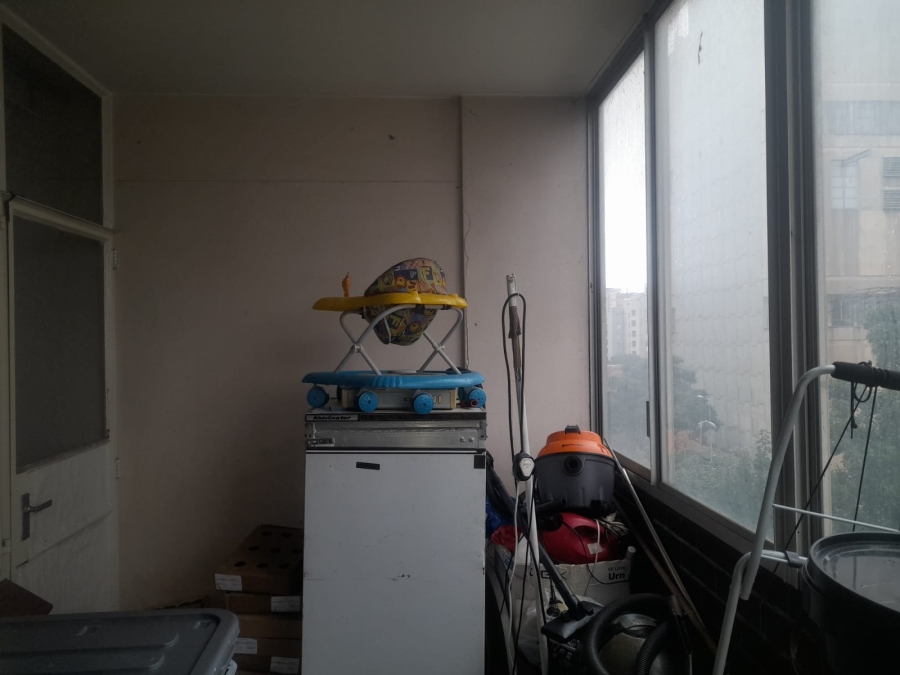 2 Bedroom Property for Sale in Hillbrow Gauteng