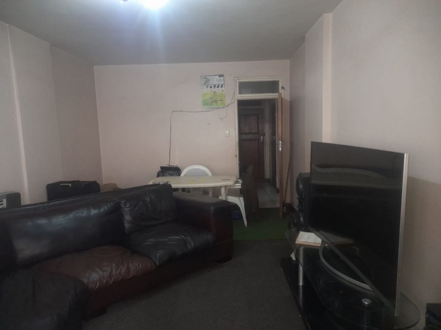 2 Bedroom Property for Sale in Hillbrow Gauteng