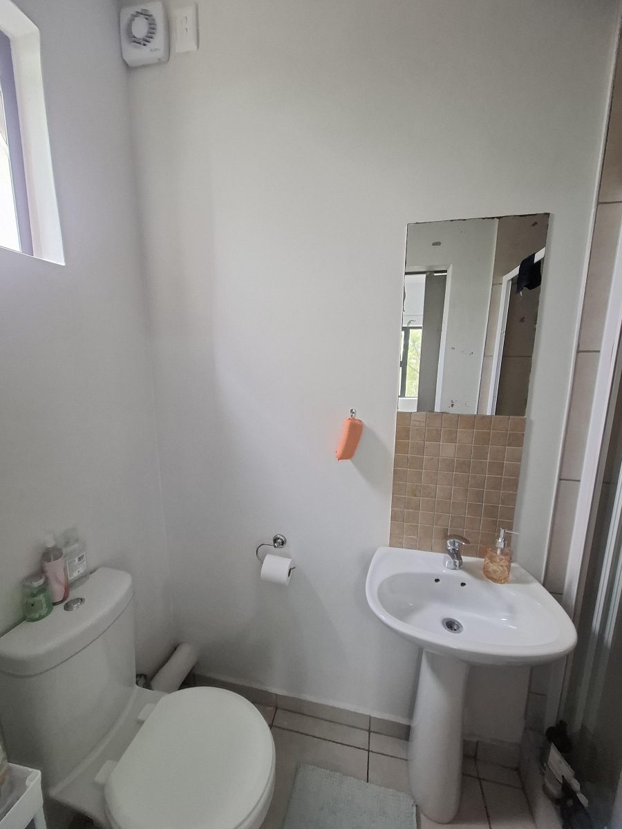 2 Bedroom Property for Sale in Elardus Park Gauteng