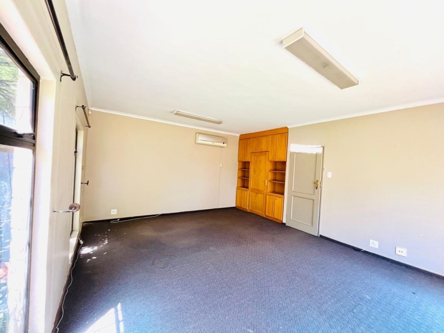 3 Bedroom Property for Sale in Wapadrand Gauteng