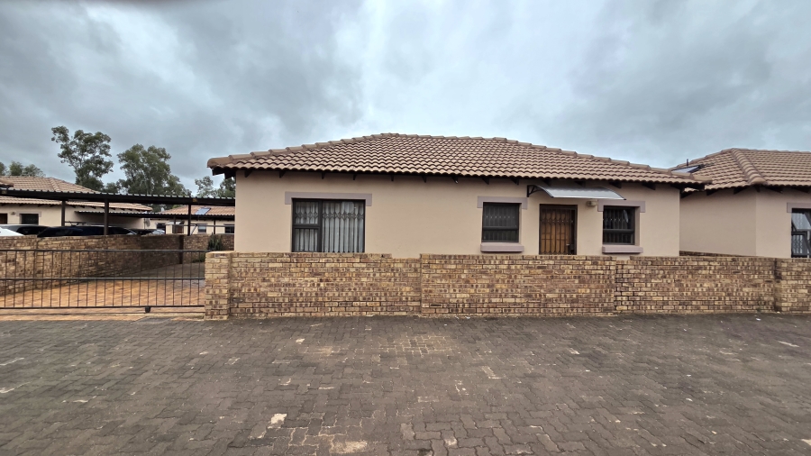 3 Bedroom Property for Sale in Chantelle Gauteng