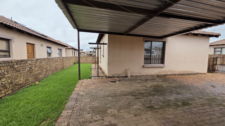 3 Bedroom Property for Sale in Chantelle Gauteng
