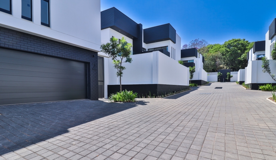 4 Bedroom Property for Sale in Morningside Gauteng