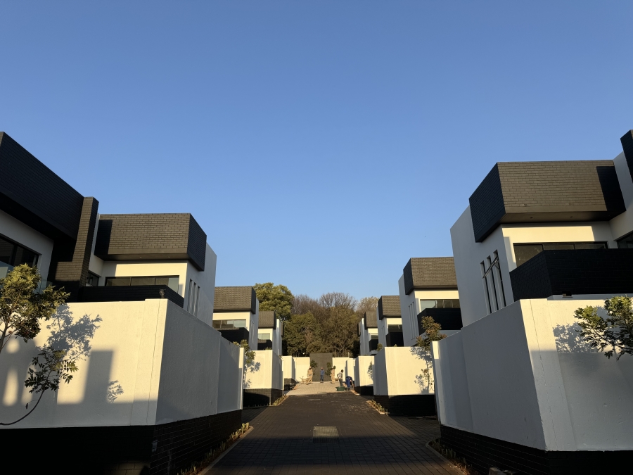 4 Bedroom Property for Sale in Morningside Gauteng