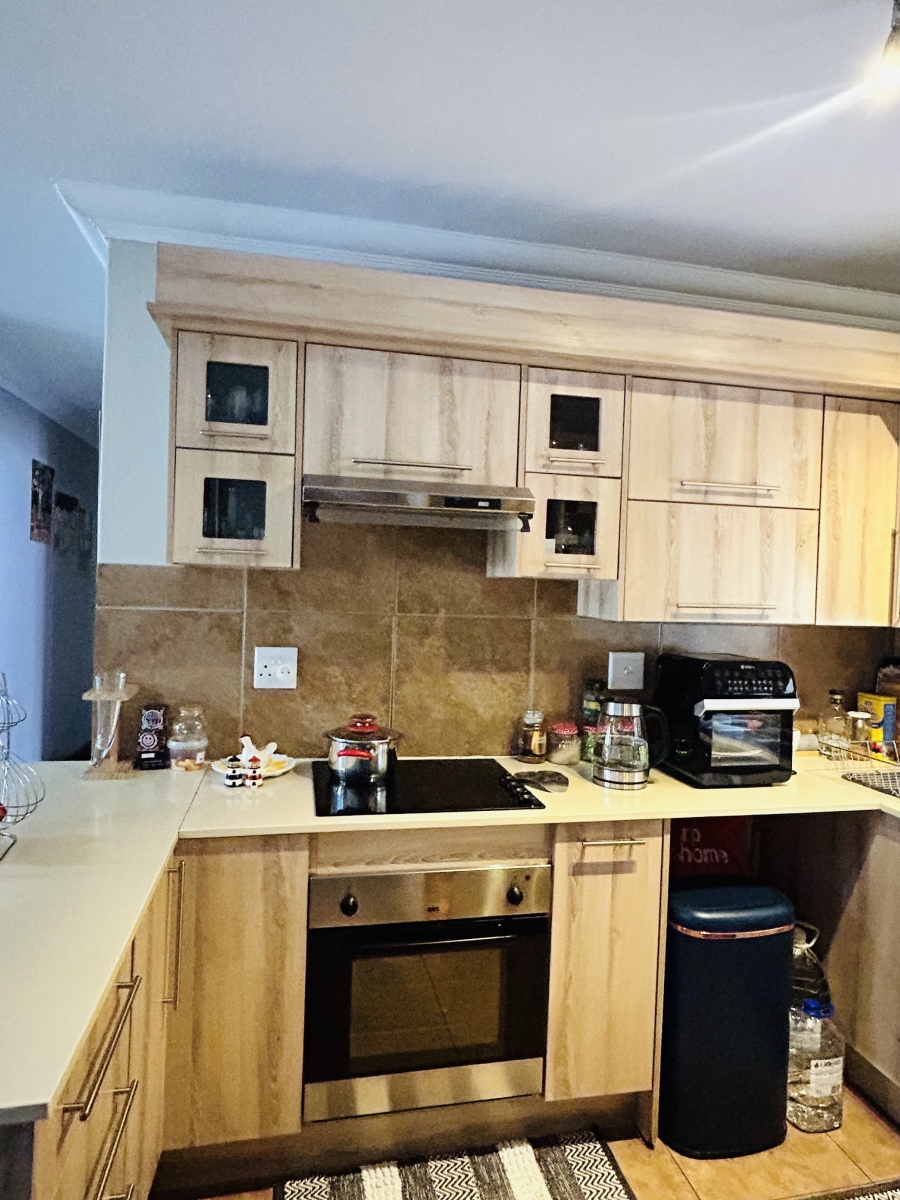 3 Bedroom Property for Sale in Comet Gauteng