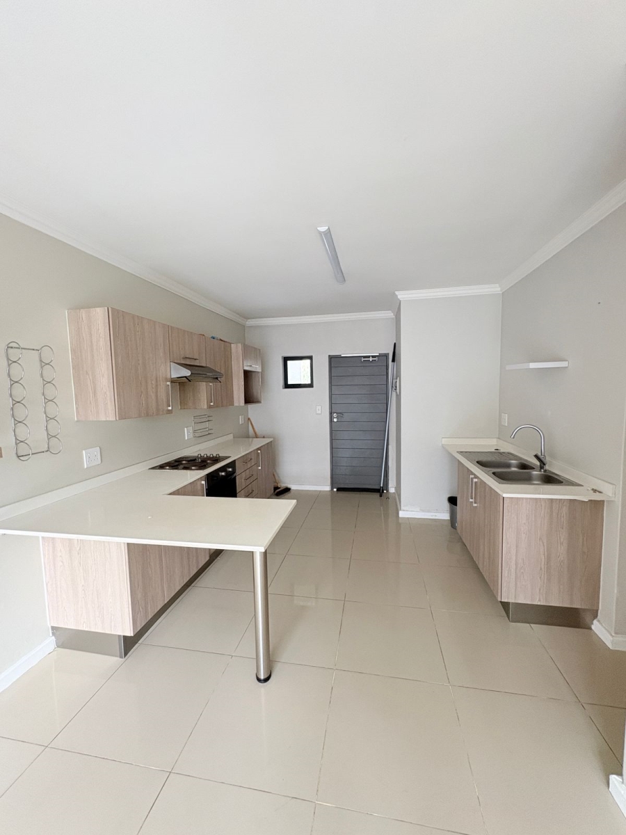 2 Bedroom Property for Sale in Halfway Gardens Gauteng