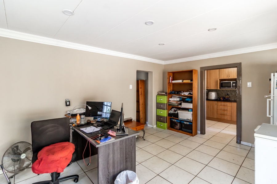 3 Bedroom Property for Sale in Wonderboom South Gauteng