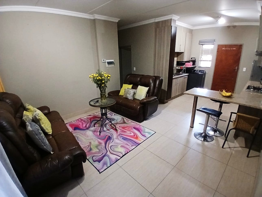 To Let 2 Bedroom Property for Rent in Moregloed Gauteng