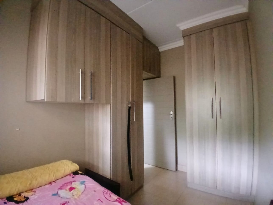 To Let 2 Bedroom Property for Rent in Moregloed Gauteng