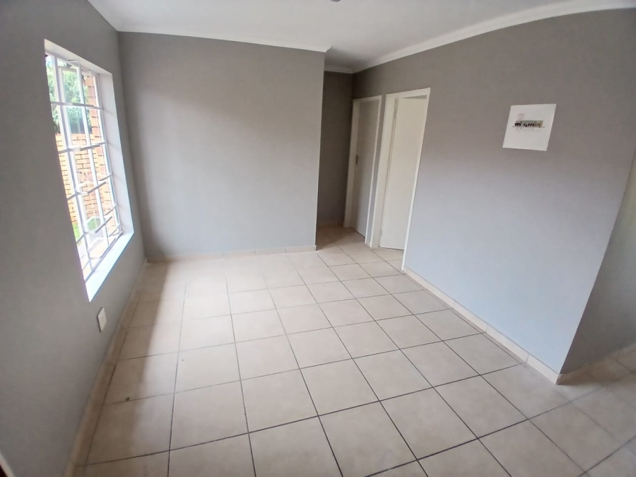 To Let 2 Bedroom Property for Rent in Equestria Gauteng